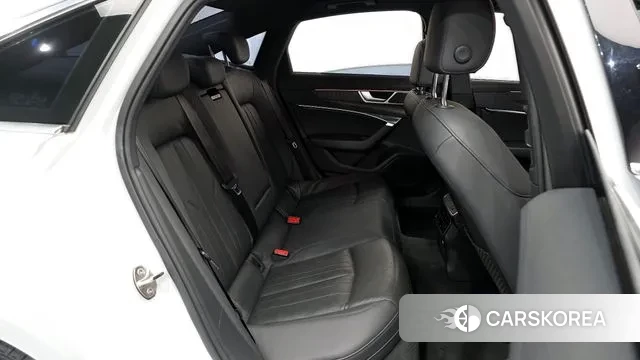 Audi A6 (C8) 2020 Белый из Кореи, фото 3