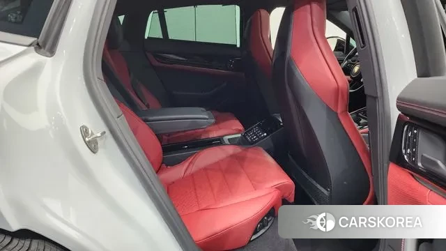 Porsche Panamera (972) 2024 Белый из Кореи, фото 3