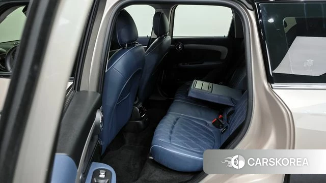 Mini Cooper S Countryman 2023 Серебристо-серый из Кореи, фото 3