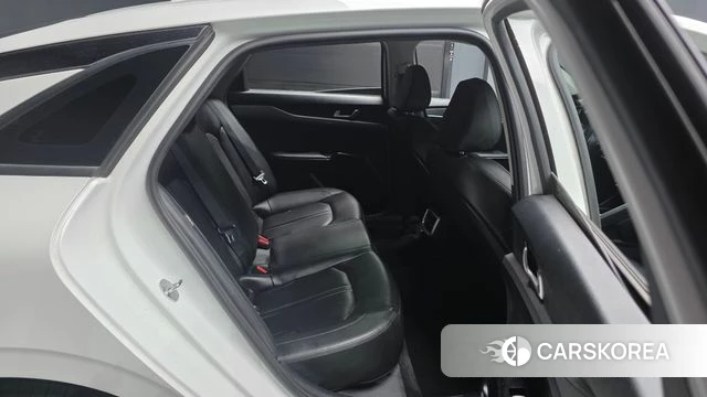 Kia K5 3rd generation 2023 Белый из Кореи, фото 3
