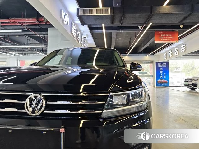 Volkswagen Tiguan L 2020 Черный из Китая, фото 3