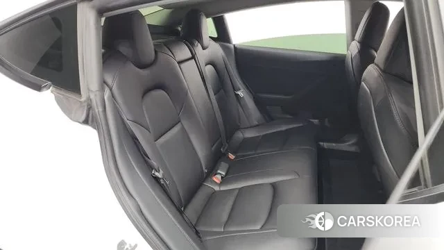 Tesla Model 3 2022 Белый из Кореи, фото 3