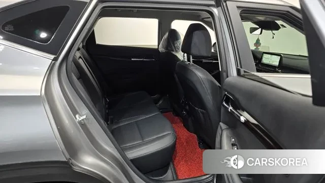 Kia Seltos 2021 Серебристо-серый из Кореи, фото 3