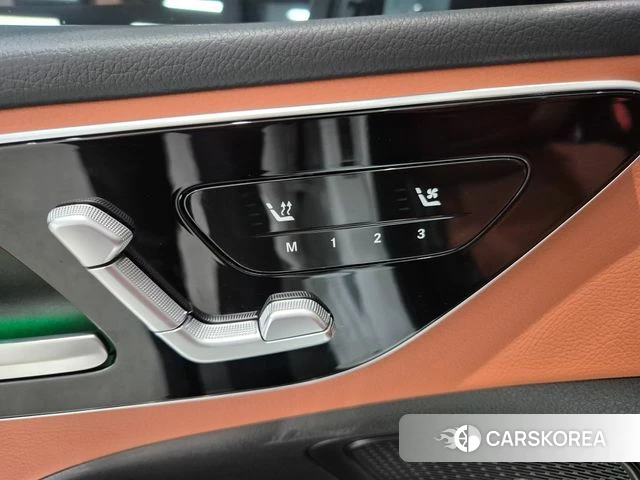 Mercedes-Benz C-Class W206 2026 Белый из Кореи, фото 3