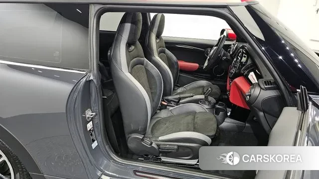 Mini Cooper S id 2886120 из Кореи 3