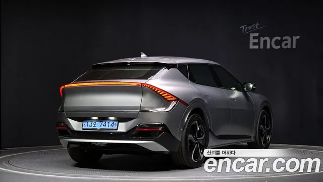 Kia EV6 2023 Серый из Кореи, фото 3