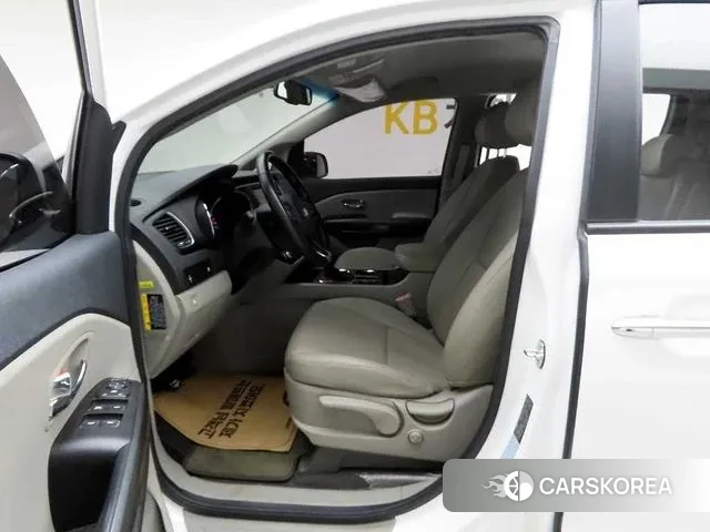 Kia The New Carnival 2019 Белый из Кореи, фото 3