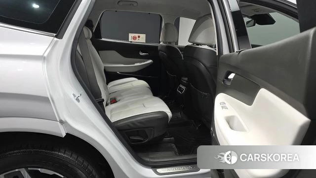 Hyundai The New Santa Fe 2022 Белый из Кореи, фото 3