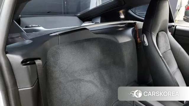 Porsche 718 Cayman 2019 Белый из Кореи, фото 3