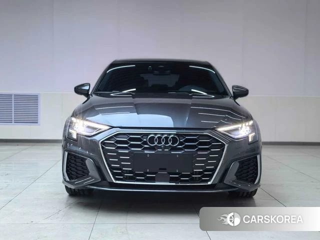 Audi A3 2023 Темно-серый из Китая, фото 3