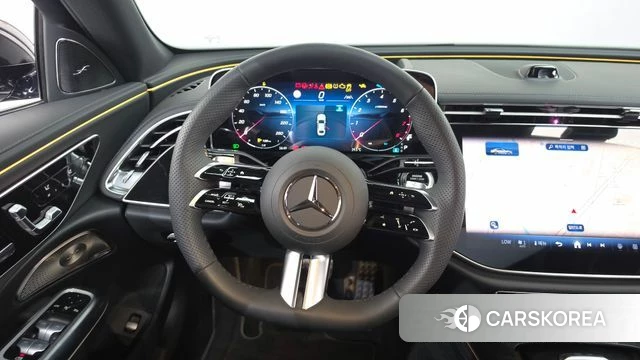 Mercedes-Benz E-Class W214 2025 Черный из Кореи, фото 3