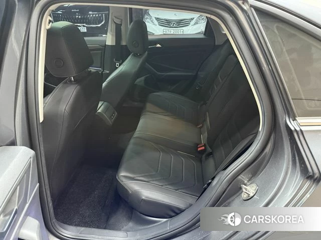 Volkswagen 7th Generation of Jetta 2021 Серый из Кореи, фото 3