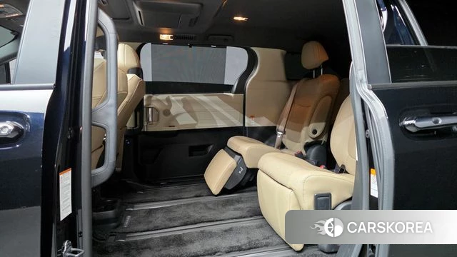 Toyota Sienna 4th Generation 2024 Черный из Кореи, фото 3