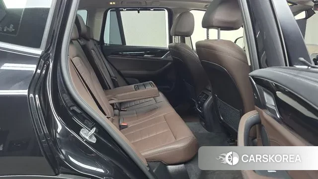 BMW X3 (G01) 2022 Черный из Кореи, фото 3