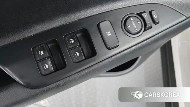 Kia Stonic 2020 Белый из Кореи, фото 3