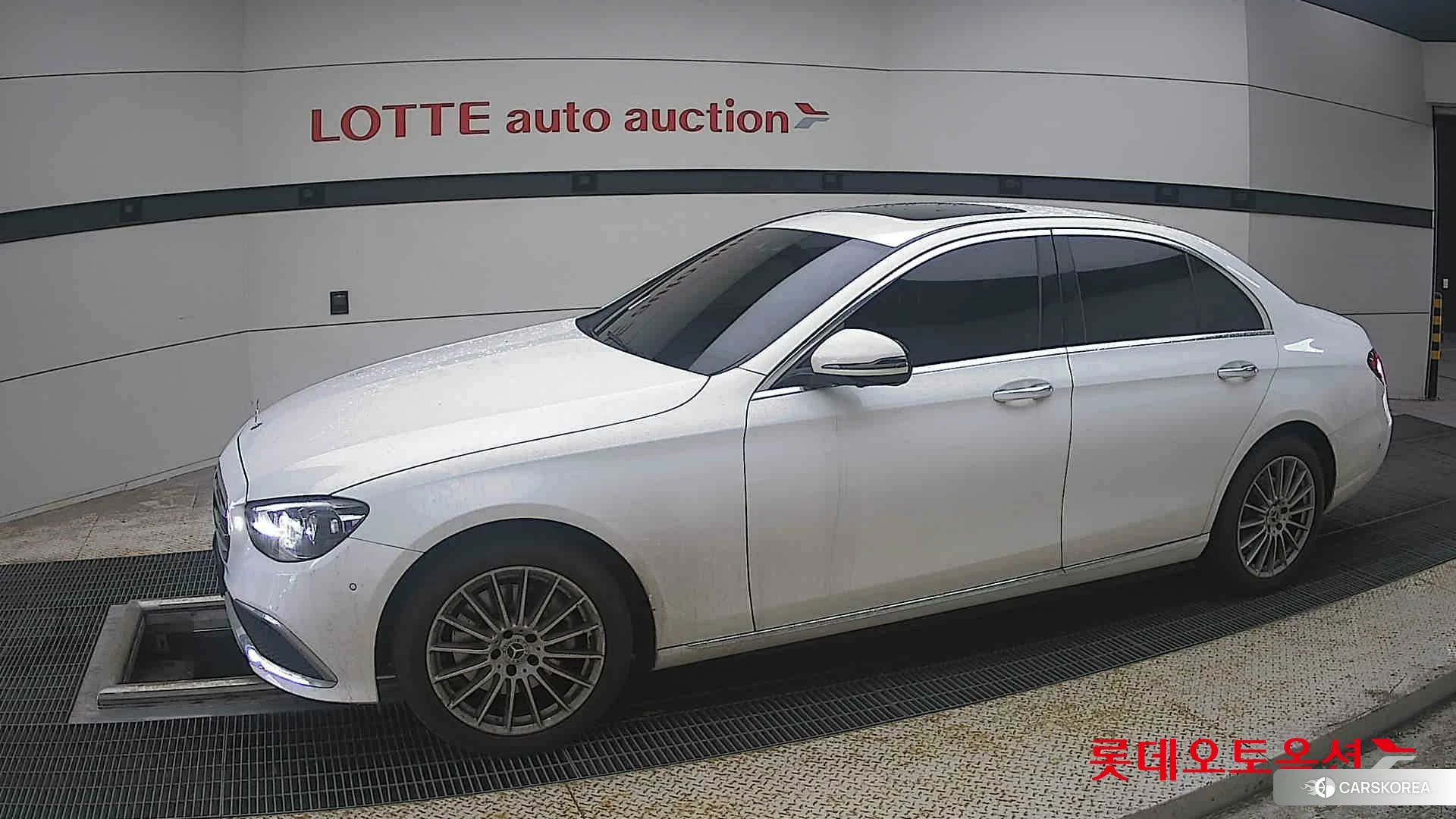 Mercedes-Benz Mercedes-Benz E250 2022 Белый из Кореи, фото 3