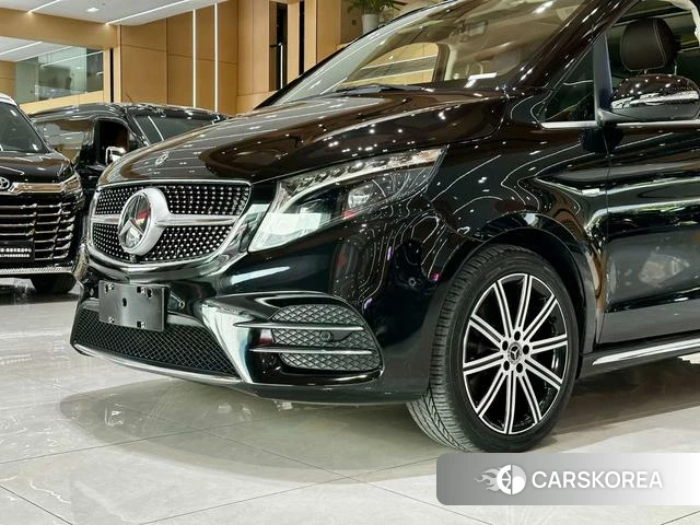 Mercedes-Benz V-class 2023 Черный из Китая, фото 3