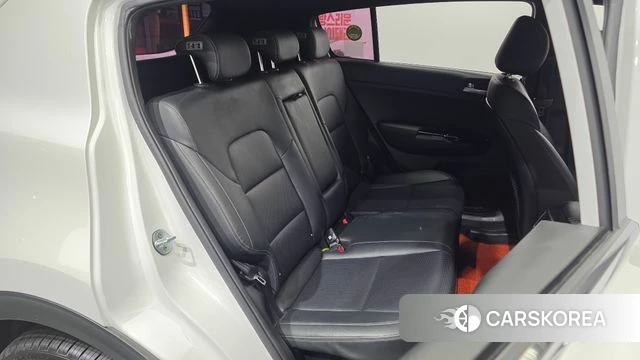 Kia Sportage The Bold 2018 Белый из Кореи, фото 3
