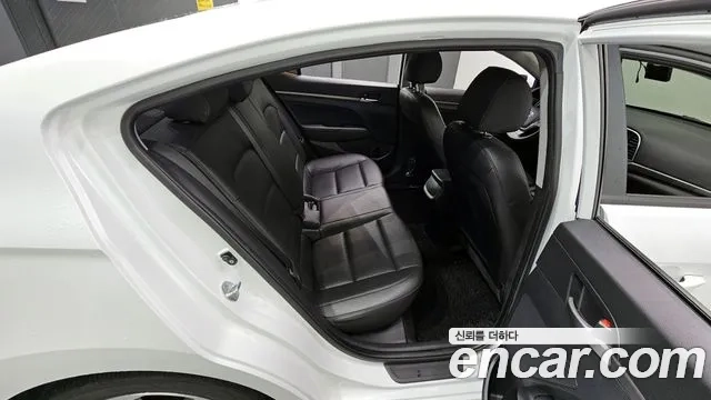 Hyundai Avante AD 2018 Белый из Кореи, фото 3