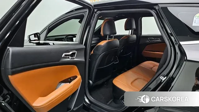 Kia Sportage 5th Generation Hybrid 2024 Черный из Кореи, фото 3