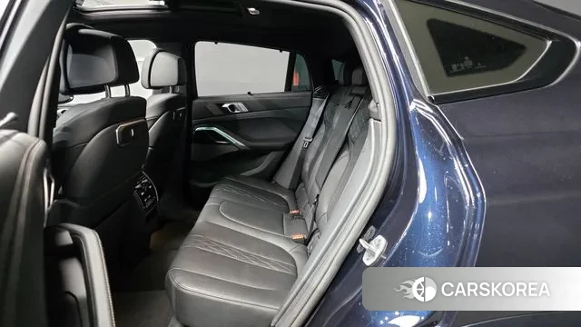 BMW X6 (G06) 2025 Черный из Кореи, фото 3