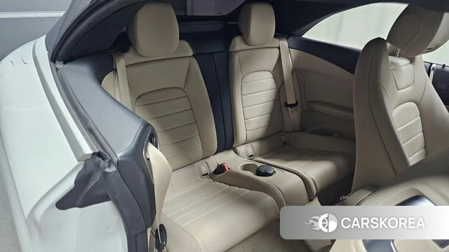 Mercedes-Benz C-Class W205 2021 Белый из Кореи, фото 3