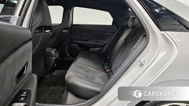 Hyundai The New Avante (CN7) 2025 Серебристо-серый из Кореи, фото 3