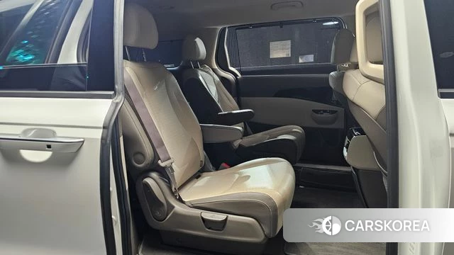 Kia Carnival 4th generation 2022 Белый из Кореи, фото 3
