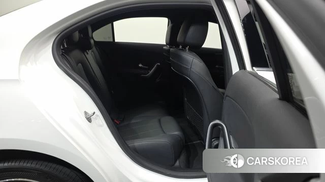 Mercedes-Benz A-Class W177 2021 Белый из Кореи, фото 3