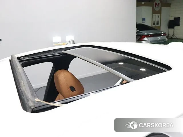 BMW 3 Series (G20) 2023 Белый из Кореи, фото 3