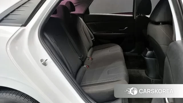 Hyundai Avante (CN7) 2021 Белый из Кореи, фото 3