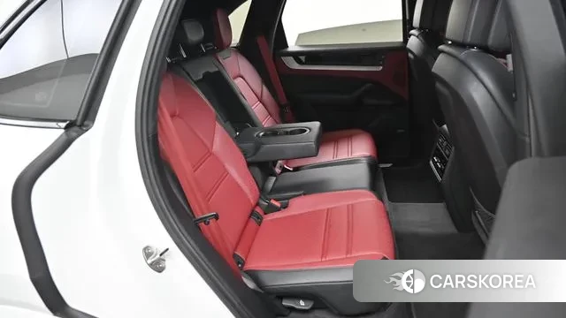 Porsche Cayenne (PO536) 2024 Белый из Кореи, фото 3