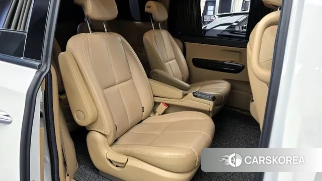 Kia The New Carnival 2020 Белый из Кореи, фото 3