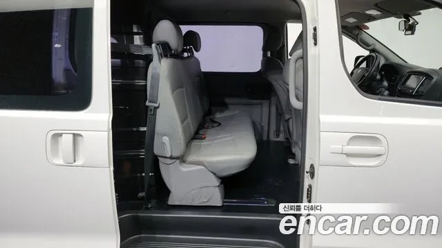 Hyundai The New Grand Starex 2018 Белый из Кореи, фото 3