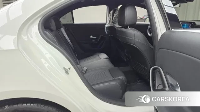 Mercedes-Benz A-Class W177 2020 Белый из Кореи, фото 3