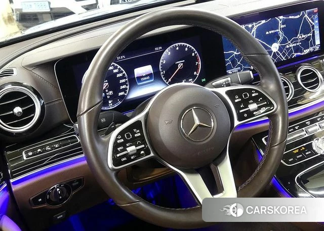 Mercedes-Benz E-Class W213 2019 Серый из Кореи, фото 3