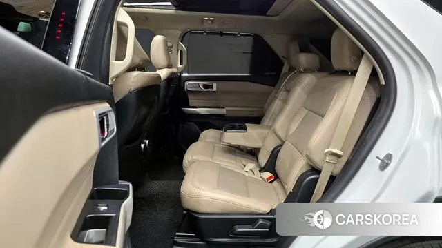 Ford Explorer 6th Generation 2020 Белый из Кореи, фото 3