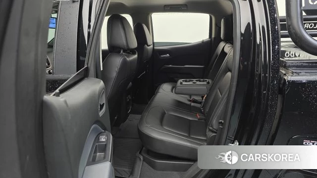 Chevrolet (GM Daewoo) Real New Colorado 2022 Черный из Кореи, фото 3