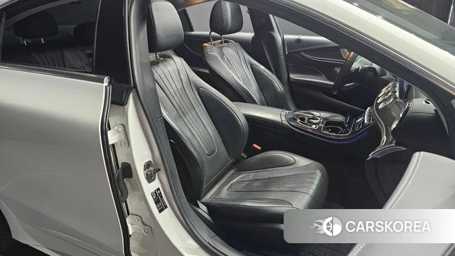 Mercedes-Benz CLS-Class C257 2018 Белый из Кореи, фото 3