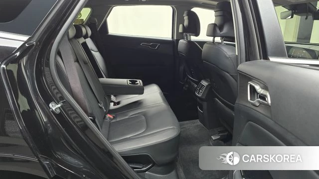 Kia Sportage 5th Generation Hybrid 2021 Черный из Кореи, фото 3