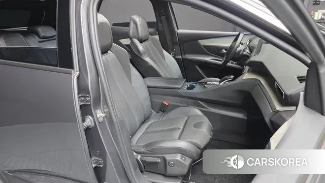 Peugeot 3008 second generation 2022 Серый из Кореи, фото 3