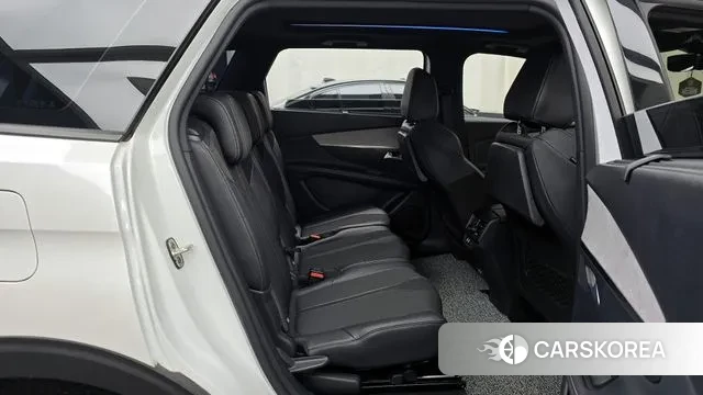 Peugeot 5008 second generation 2022 Белый из Кореи, фото 3