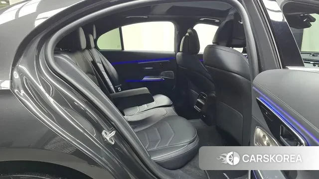 Mercedes-Benz E-Class W214 2024 Серый из Кореи, фото 3