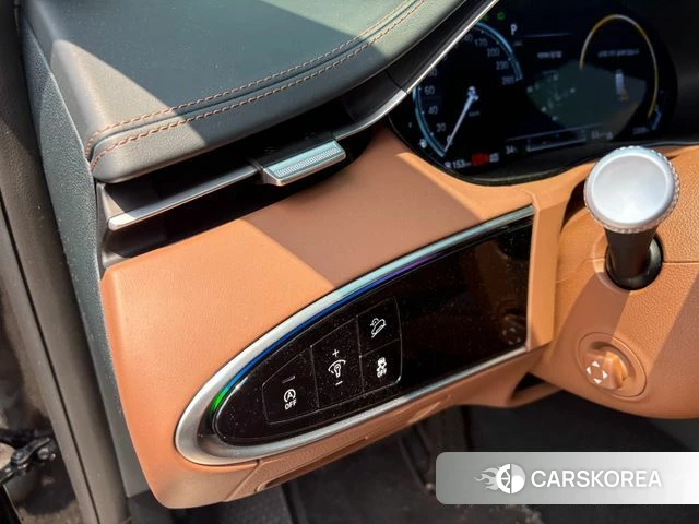 Genesis GV70 2022 Черный из Кореи, фото 3