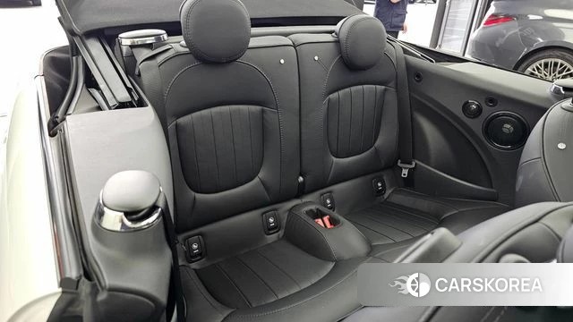 Mini Cooper S Convertible 2023 Белый из Кореи, фото 3