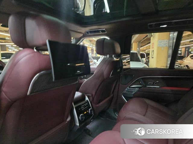Land Rover Range Rover 5th Generation 2024 Золотой из Кореи, фото 3