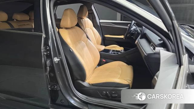 Kia K5 3rd generation 2020 Серый из Кореи, фото 3