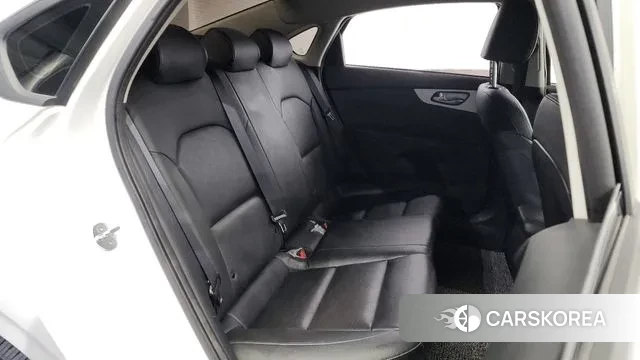 Kia The New K3 2nd generation 2021 Белый из Кореи, фото 3