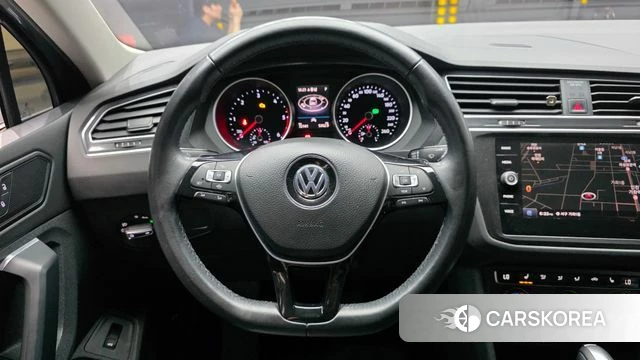 Volkswagen Tiguan second Generation 2020 Серый из Кореи, фото 3
