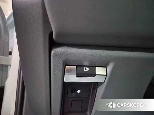 Land Rover Defender (L663) 2024 Белый из Кореи, фото 3